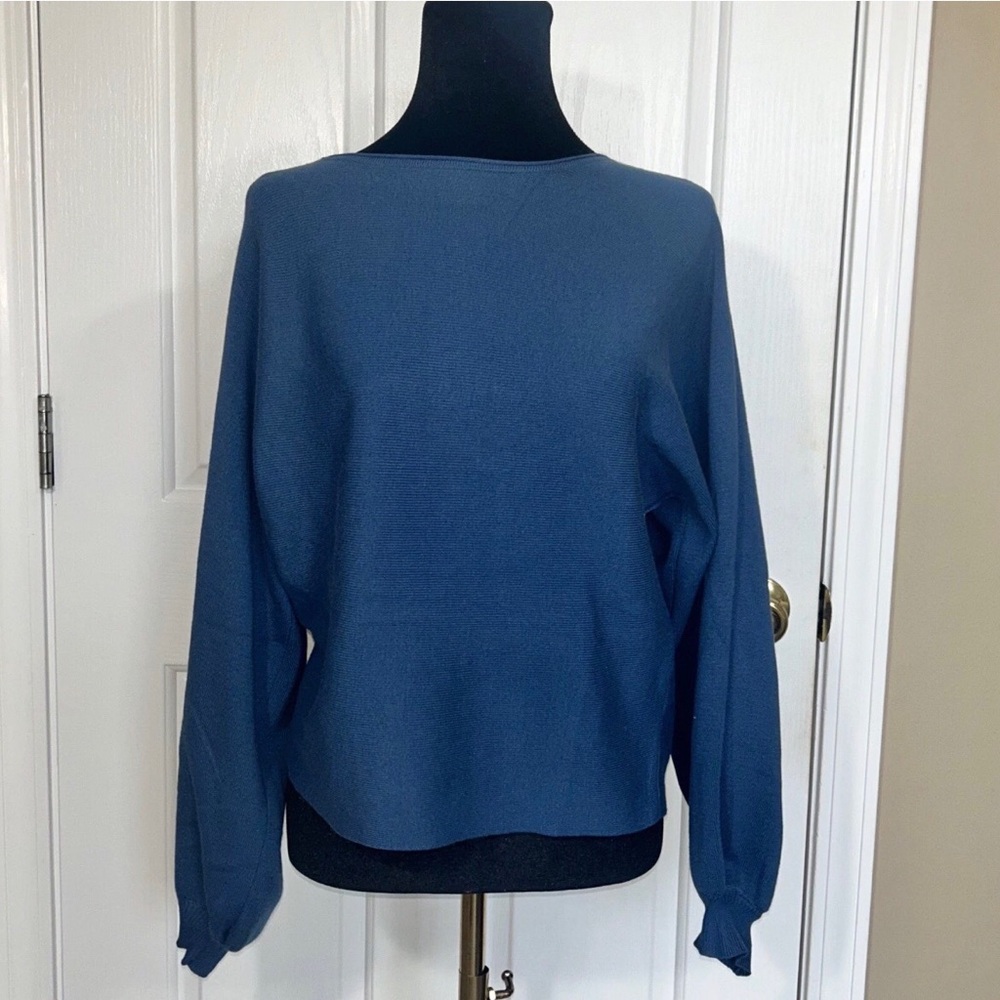 Ekouaer Blue Boat Neck Knit Sweater Medium NWT Batwing Sleeve Comfy Minimalist